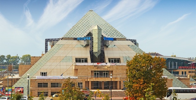 Центр развлечений «Пирамида»