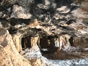 Пещера Милатос